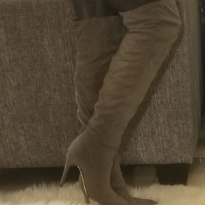 Guess boots